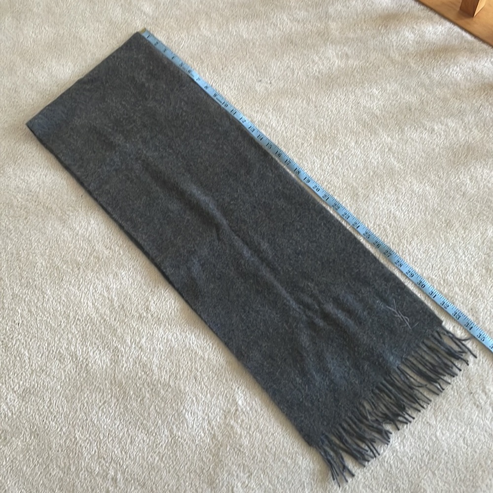 YSL 100% wool Gray scarf - Picture 8 of 11